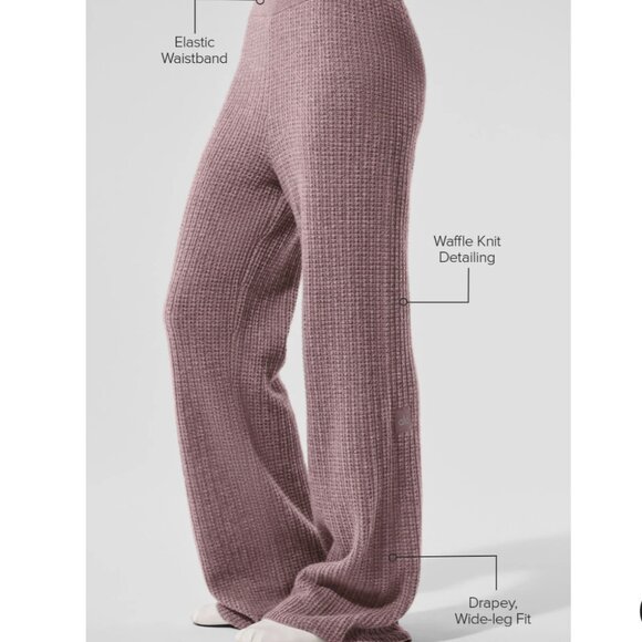 Alo Pants - Picture 2 of 5